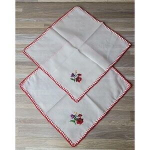 2 Vintage Embroidered Linen Napkins with Flowers‎ Floral Tablescape Nice